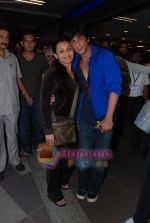 Rani Mukherjee, Shahrukh Khan return from Bangladesh concert in Mumbai Airport on 10th Dec 2010 (3).JPG